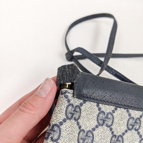 Vintage Gucci Logo Crossbody Bag Blue Small - Picture 13 of 16